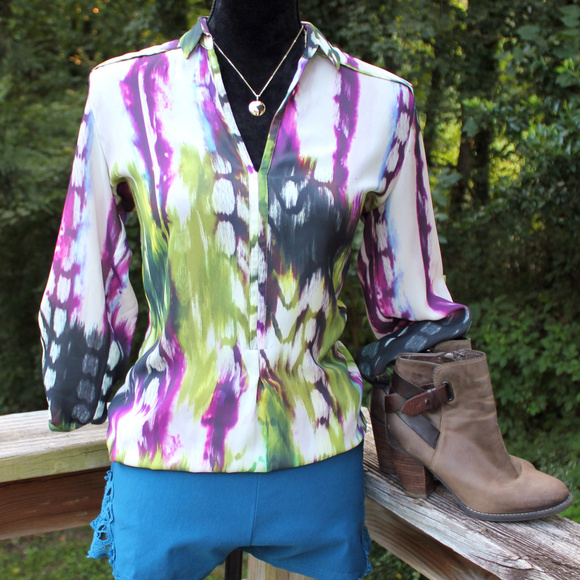 Watercolor Collared V-Neck 3/4 Sleeve Career Top - Picture 1 of 7
